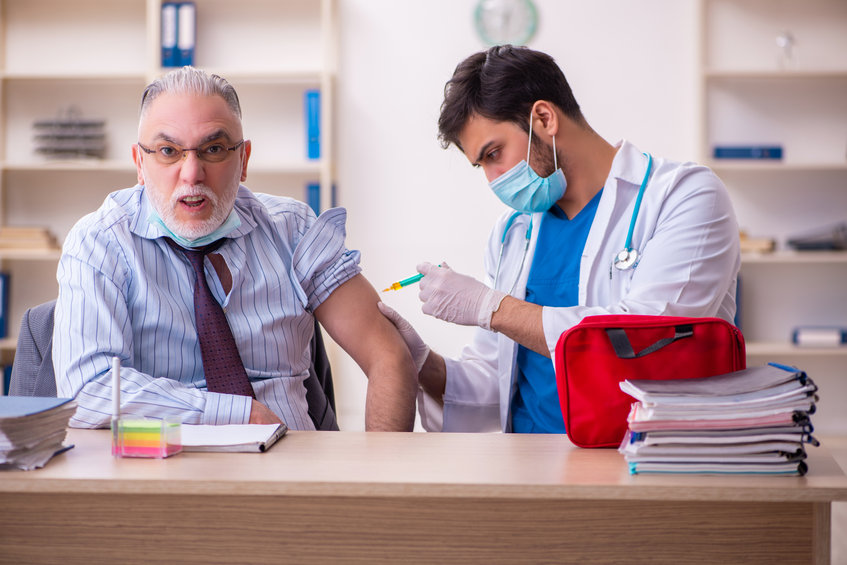 Quels recours pour un employeur en cas de refus d’un salarié de se faire vacciner ? 