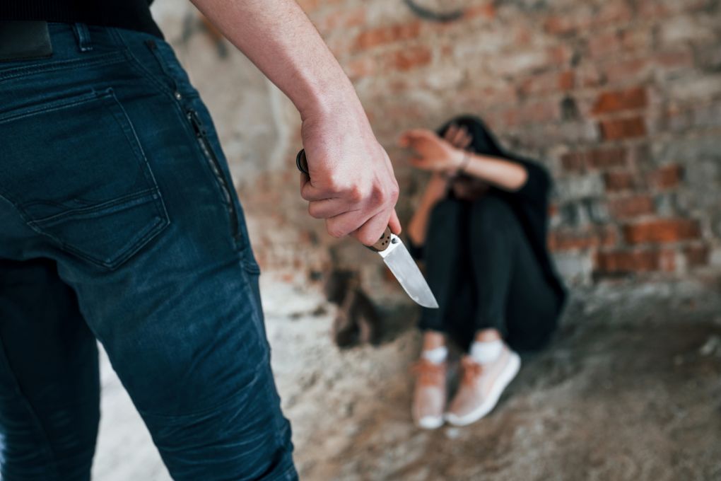 Victime de menace de mort : quel comportement il faut adopter ?