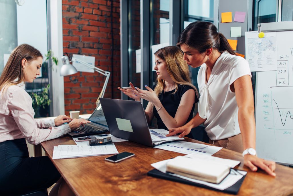 État du droit des femmes dans le monde du travail en France